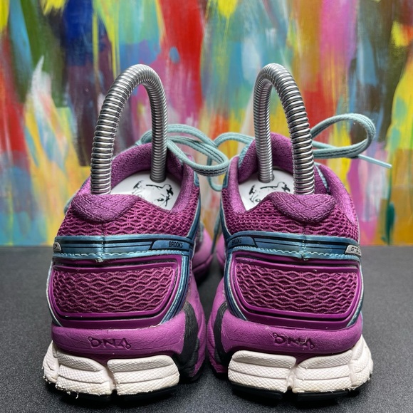 Brooks Adrenaline GTS 17 - Picture 4 of 7